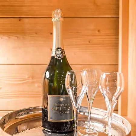 Luxury With Us דירה *