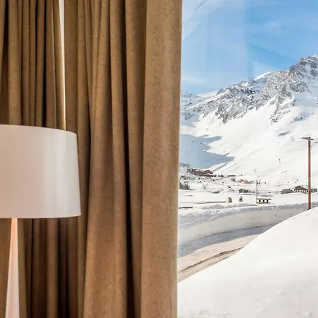 Luxury With Us Apartment