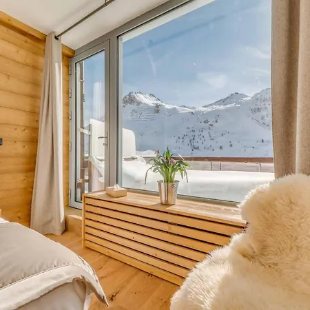 Luxury With Us Apartment *