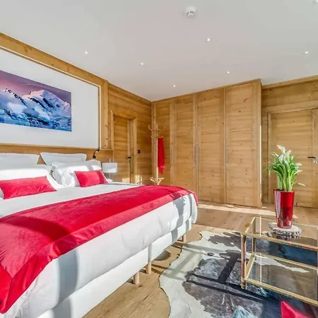 Luxury With Us Apartment